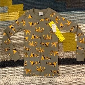 NWT Hanna Andersson Tiger pajama TOP
